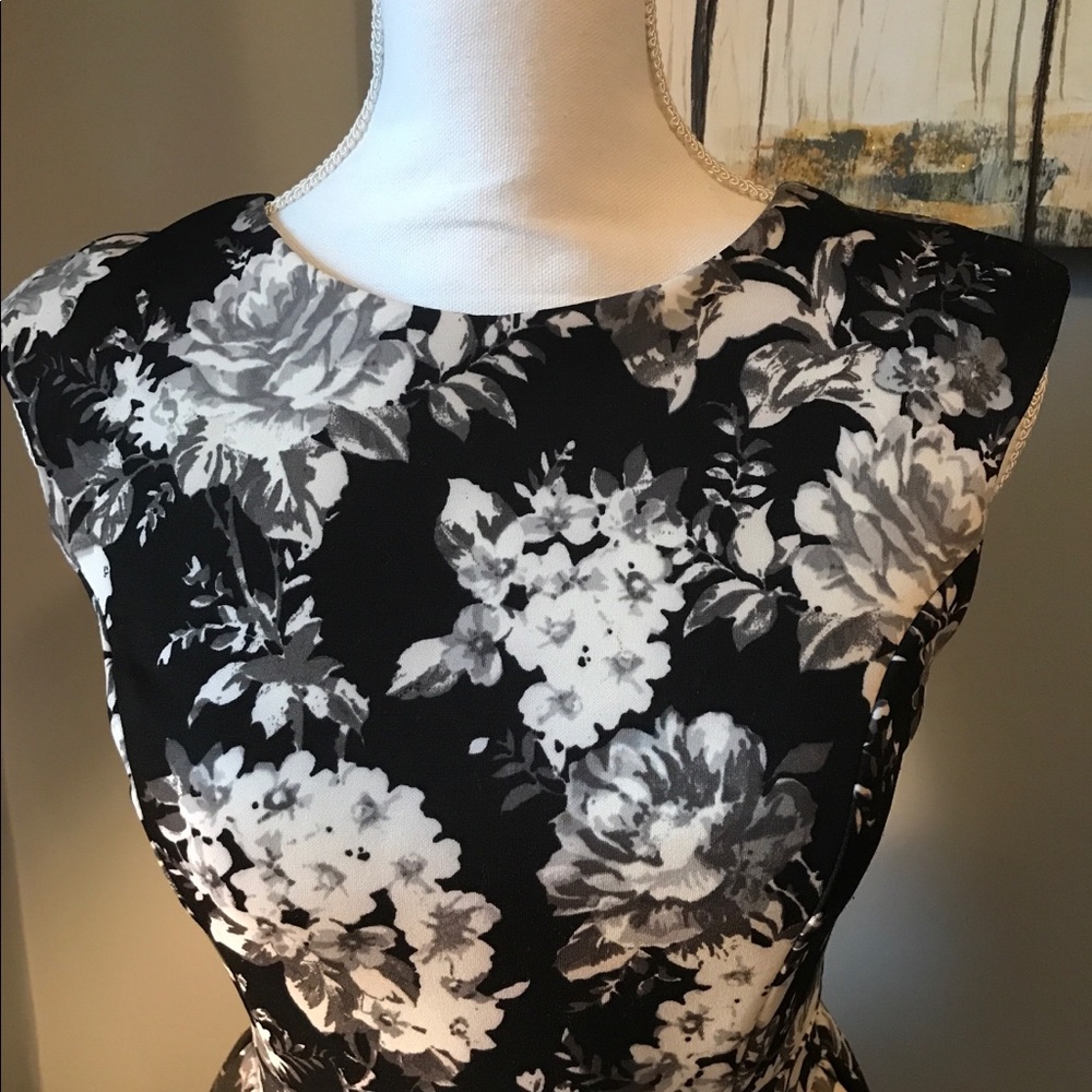 Flattering Black and White Dress perfect for Easter - Picture 3 of 6